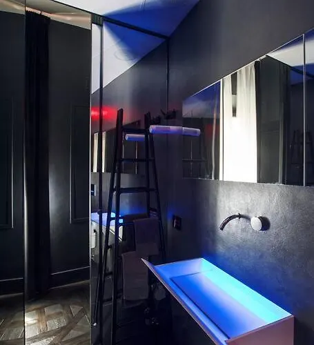 Designer Luxury Loft In The Heart Of Center * רומא