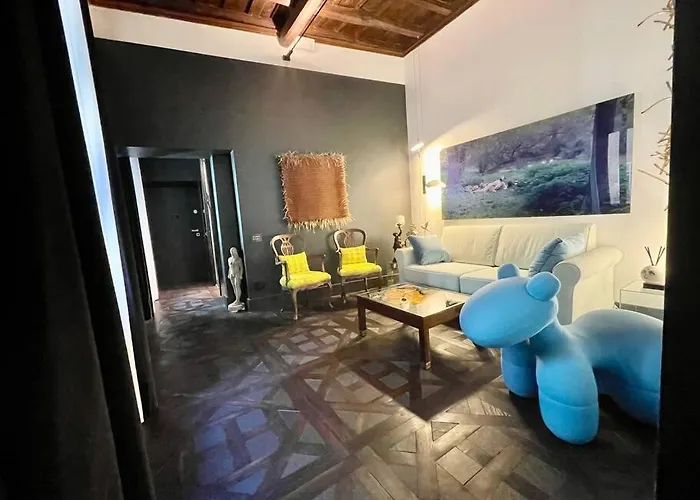 Designer Luxury Loft In The Heart Of Center *